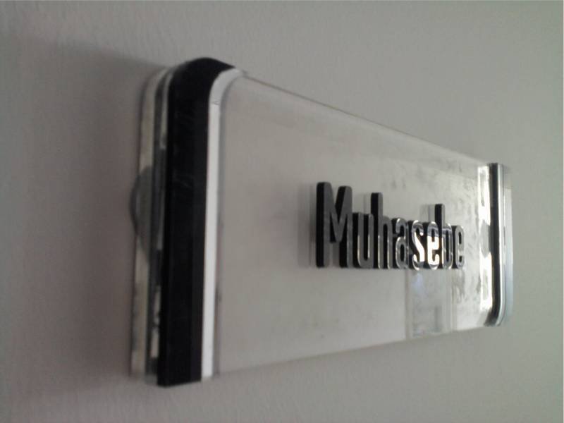 iç mekan tabela uygulamalari